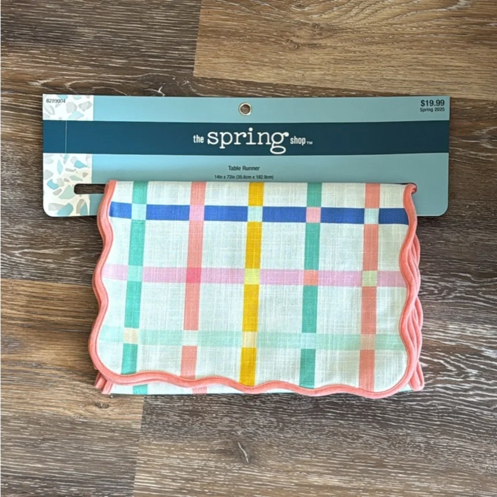 Table Runner Multicolor Plaid Pastel NWT